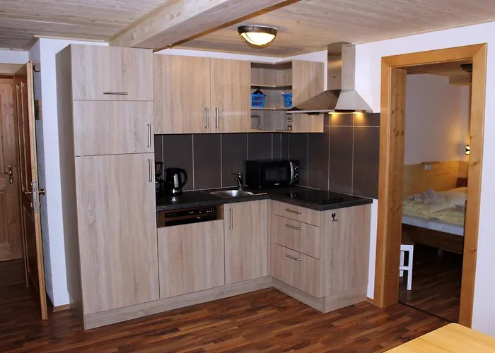 斯密茨恩德尔公寓 罗孚尔